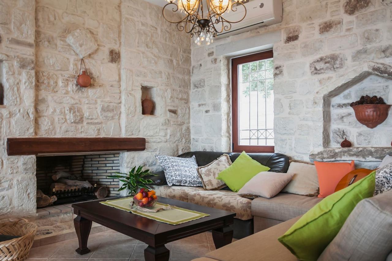 Bliss House Villa Plaka  Exterior photo