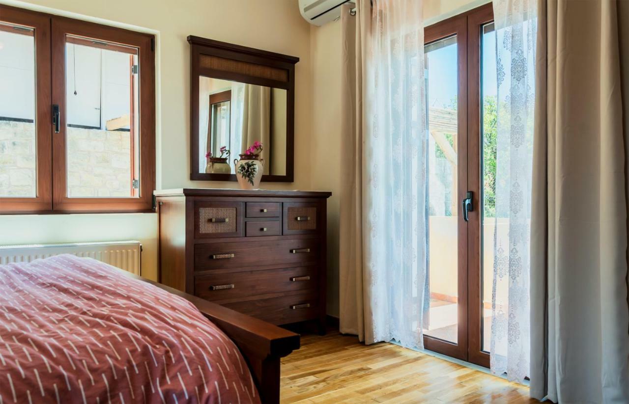 Bliss House Villa Plaka  Exterior photo
